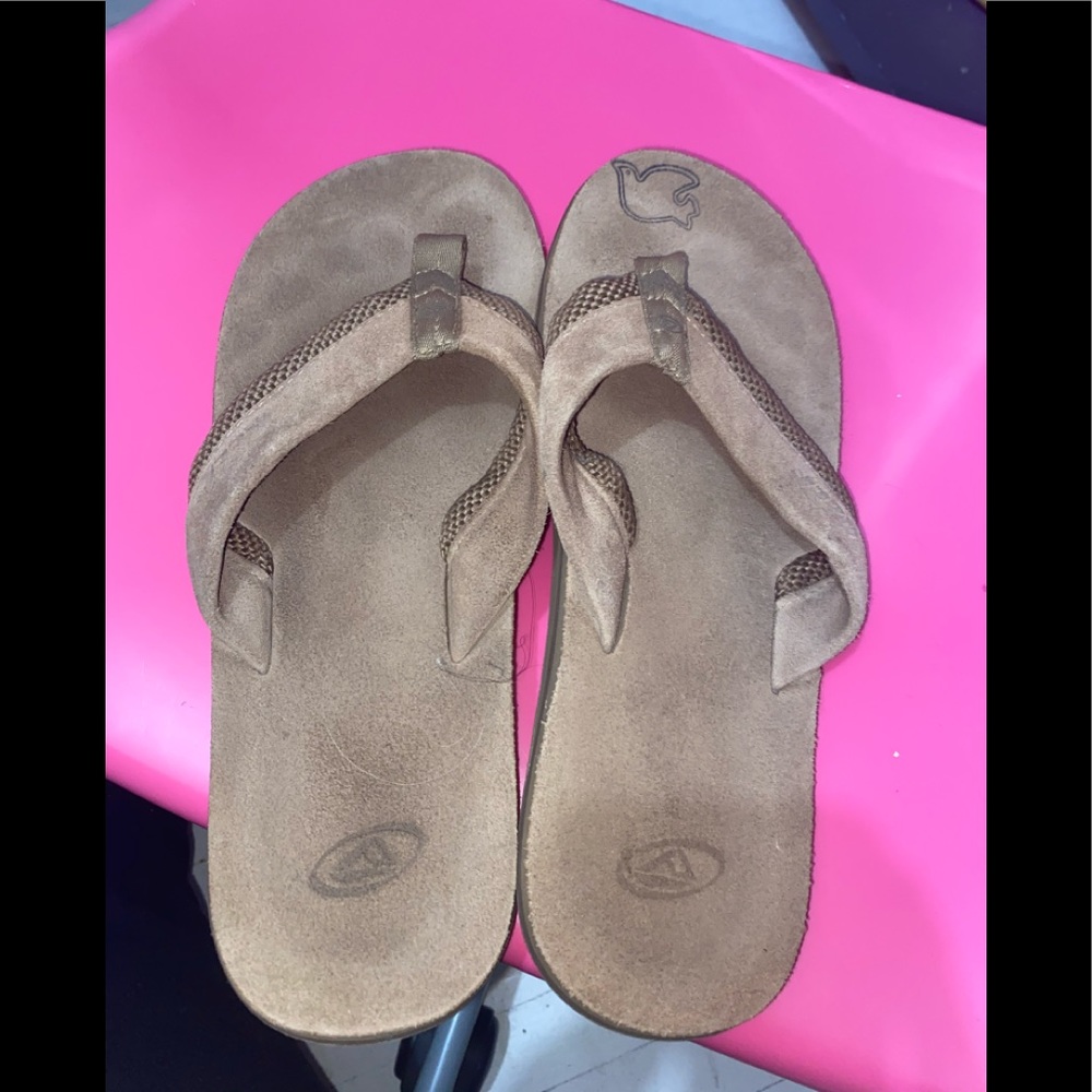 Free city flip flops